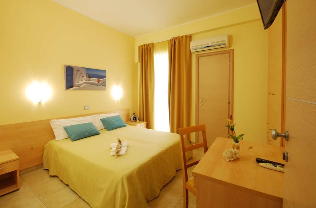 Hotel Caggiari Senigallia Quarto foto